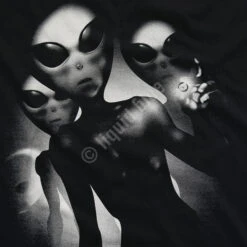 Alien Visitors Black T-Shirt 8 Alien Visitors Black T-Shirt -BOWIE Shop 31197f artwork 92742.1623093749