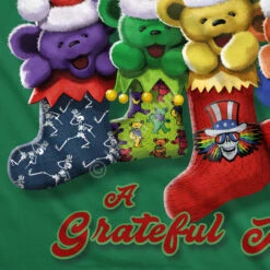 Xmas Stocking Bears Green T-Shirt -BOWIE Shop 61372f artwork3 61927.1605913649